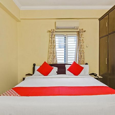 Flagship Sri Nirvana Inn Near Shilparamam Kondapur  Extérieur photo