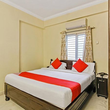 Flagship Sri Nirvana Inn Near Shilparamam Kondapur  Extérieur photo