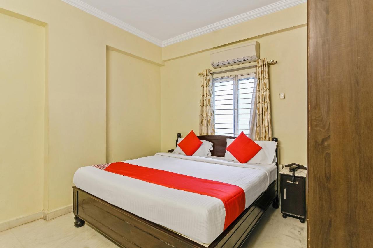 Flagship Sri Nirvana Inn Near Shilparamam Kondapur  Extérieur photo